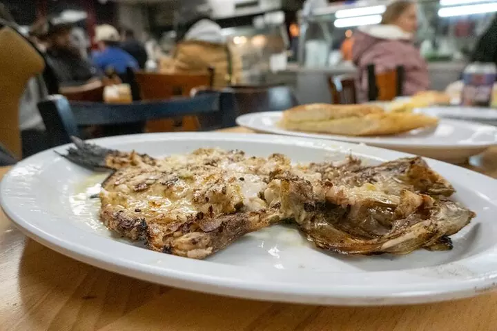 Astoria Queens Guided Food Tour with 5 Tastings & Drinks Add-On - Primary Image