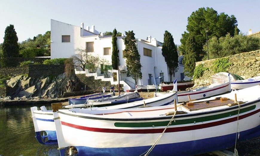 Image 6: Tour Dalí Privado : Museo, Casa Cadaqués & Púbol desde Barcelona.