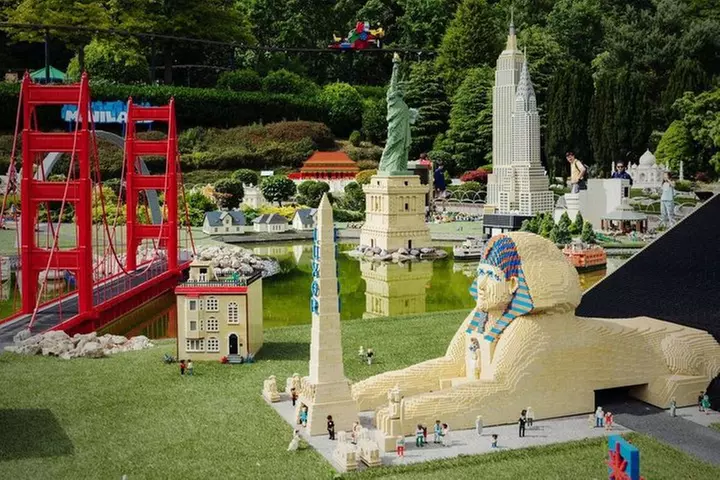 London to LEGOLAND Windsor Private Transfer OneWay or Return - Image 7