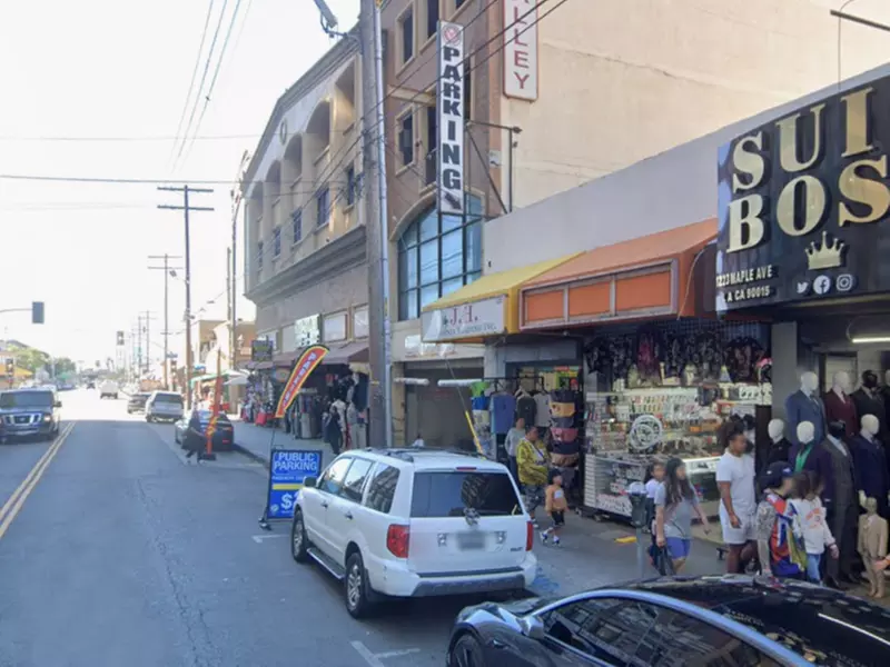 Parking at 1229 Maple Ave. Garage