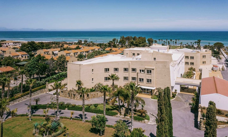 Image 10: ✈ SICILE | Campofelice di Roccella - Mangia's Himera Resort 4*, 3 n...