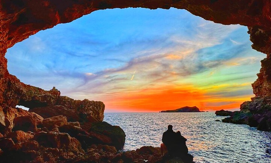 Image 4: Ibiza - Secret Spots Tour en 4X4 en Land Rover Defender