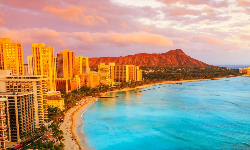 Image 1: ✈ HAWAÏ | Honolulu - Aqua Aloha Surf Waikiki 3*, 7 nuit - Piscine e...