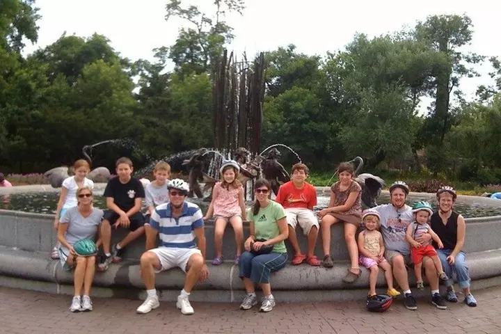 Bike Tour of Chicago's Lakefront Neighborhoods