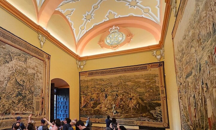 Image 4: Entrada Reservada al Real Alcázar de Sevilla con Audioguía
