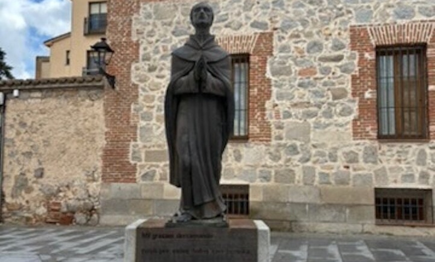 Image 15: Tour Privado a Avila Medio Día en Minivan