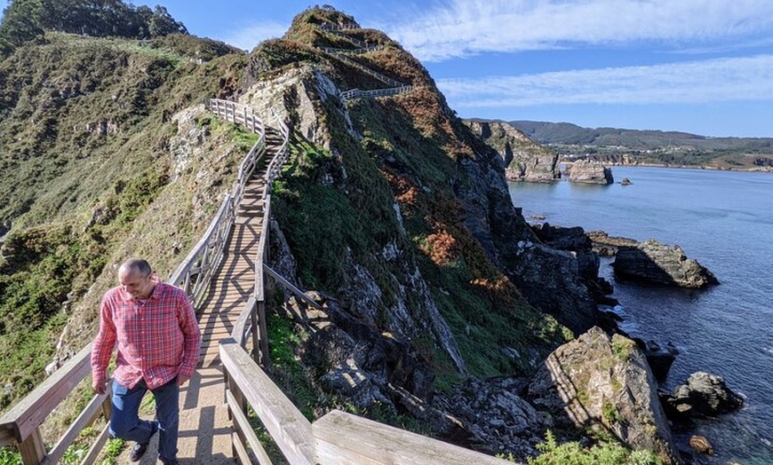 Image 7: Tour privado de un día con todo incluido por Galicia