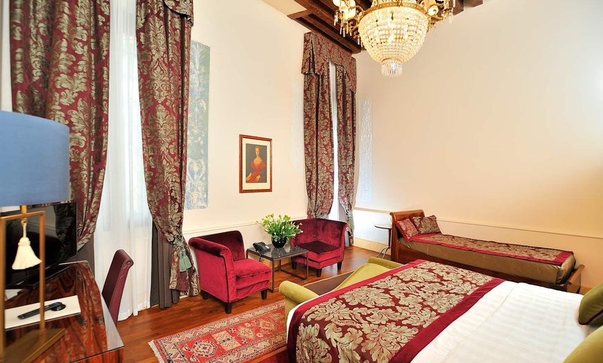 Image 4: ✈ ITALIE | Venise - Hotel Casa Verardo Residenza d'Epoca 3*, 2 nuit...