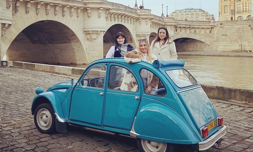 Image 4: Balade Privée en Citroën 2CV à Paris - 2h