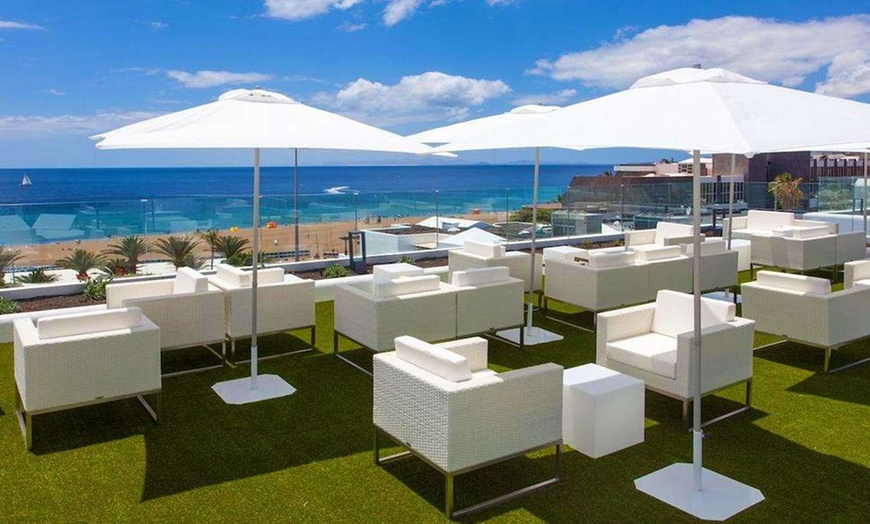 Image 14: ✈ LANZAROTE | Puerto del Carmen - R2 Bahía Kontiki Beach Apartments...