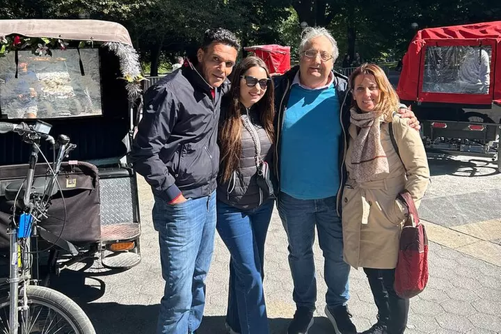 Guided Tour inside Central Park with Pedicab