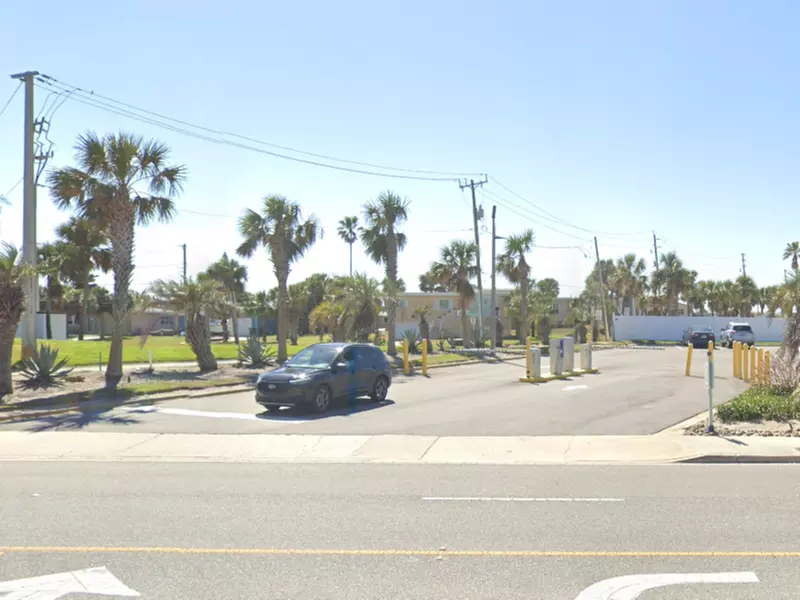 Parking at The Shores Resort and Spa Lot