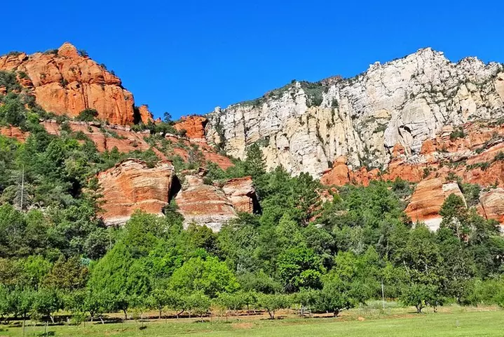 Oak Creek Canyon Pavement Jeep Tour in Sedona