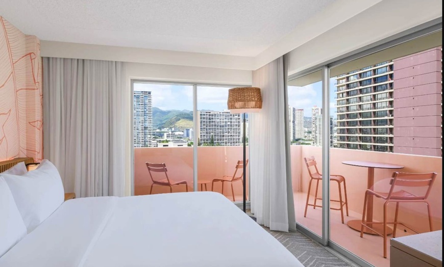 Image 5: ✈ HAWAÏ | Honolulu - The Ambassador of Waikiki, Tapestry Collection...