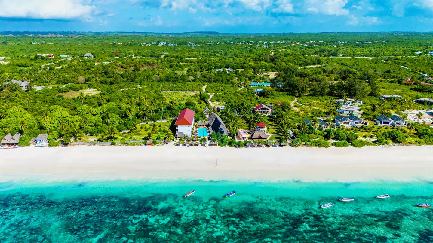 ✈ SANSIBAR | Matemwe Beach - AHG Sun Bay Mlilile Beach Hotel 4*, 5 Nächte - Kostenfreies Upgrade - Primary Image