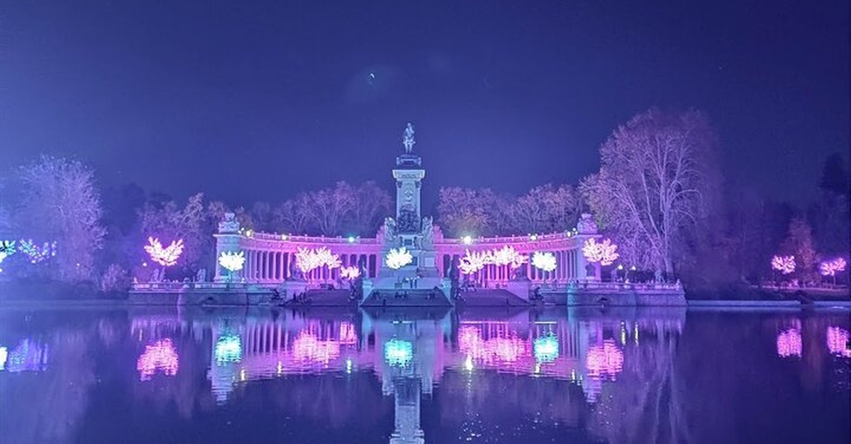 Tour en bicicleta por las luces navideñas de Madrid
