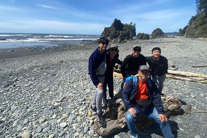Seattle: Rainforest, Beach, and Olympic National Park Highlights