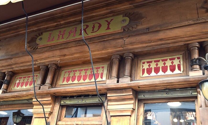 Image 6: Visita Guiada por Restaurantes Centenarios con Cena de Tapas