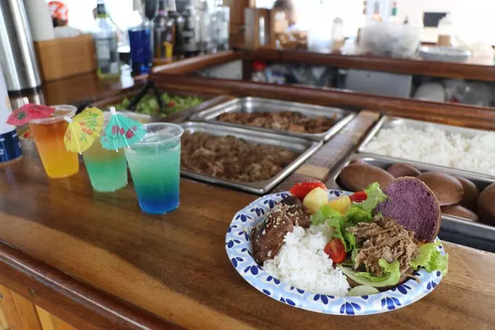 Oahu: Private Sunset Cruise and Dolphin Watch with Hot Buffett