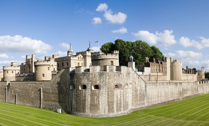 Image 14: Private Full Day London Group Tour with Expert Guide