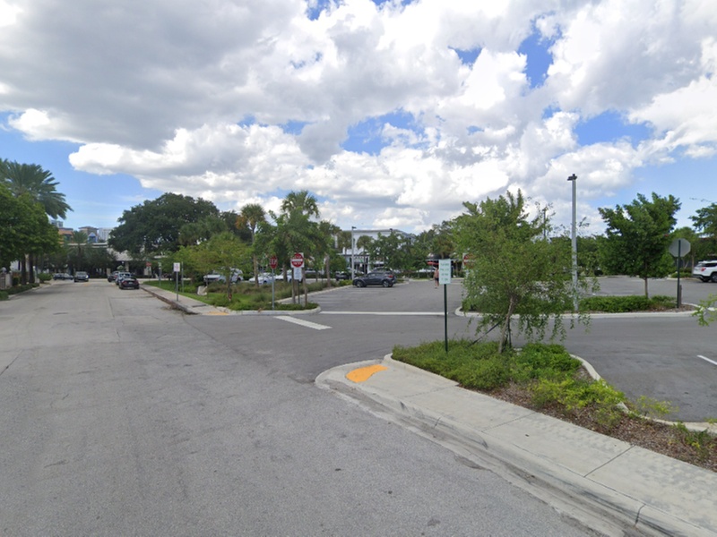 Parking at 1236 E. Las Olas Blvd. Lot