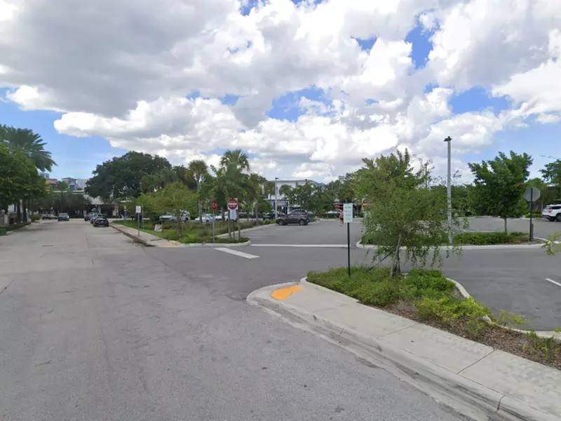 Parking at 1236 E. Las Olas Blvd. Lot
