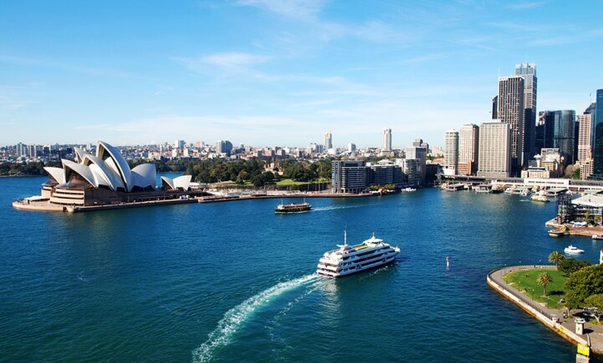 Image 8: Sydney Harbour View Lunch Cruise from Circular Quay