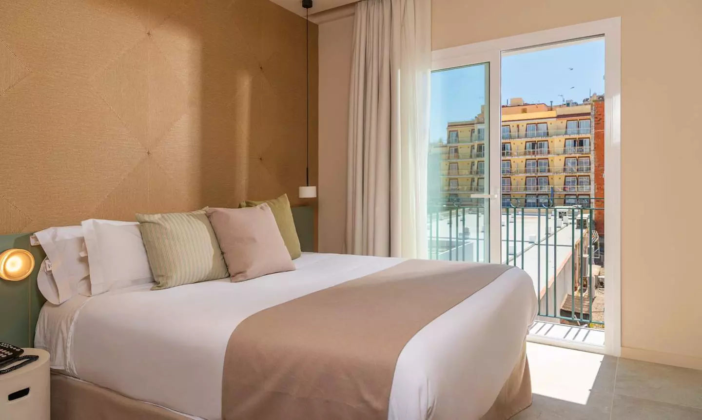 ✈ COSTA BRAVA | Lloret de Mar - Aqua Hotel Bertran Park 4*, 2 Nächt...