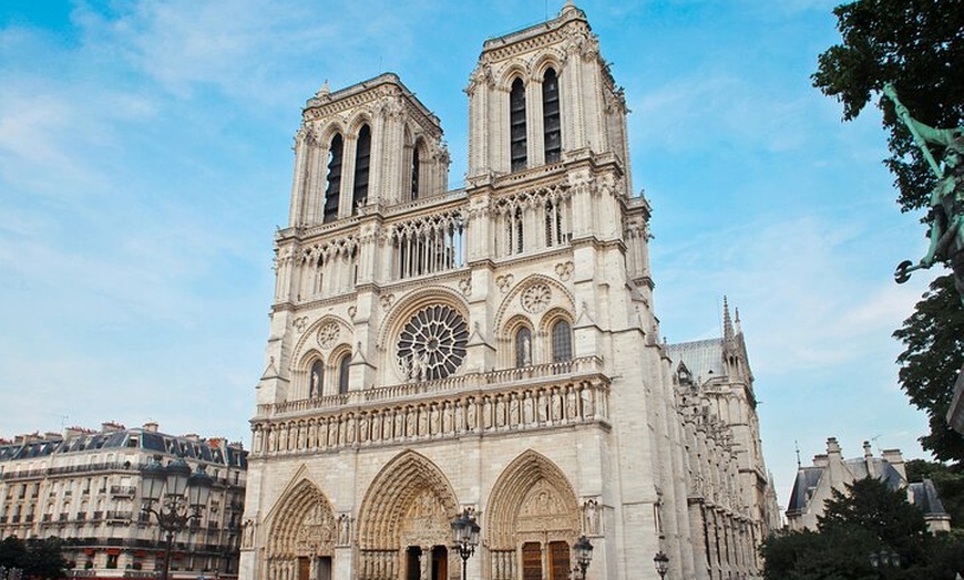 Image 9: Visite guidée en petit groupe de la cathédrale Notre-Dame