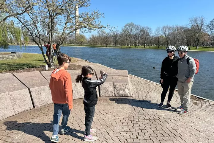 Private Family-Friendly Bike Tour of DC