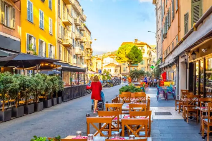 Visite de Nice avec un Guide Local et Photographe - Primary Image