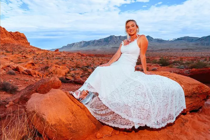 Valley of Fire Wedding Package with Photographer