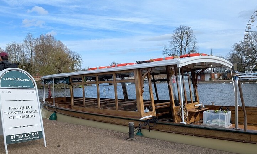 Image 8: Stratford-upon-Avon: River Cruise and City Audio Tour