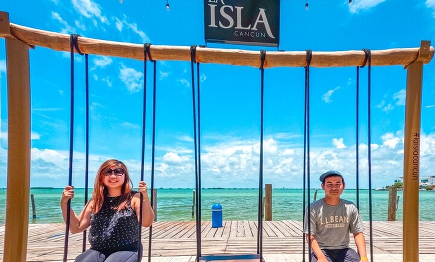 Image 18: Private Cancun Shopping Tour Guided and Personal