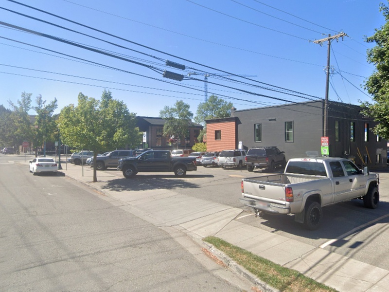 Parking at [IC14] Iron Horse Lot