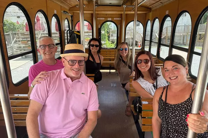 Brewery Hop-On Hop-Off Trolley Tour of Nashville