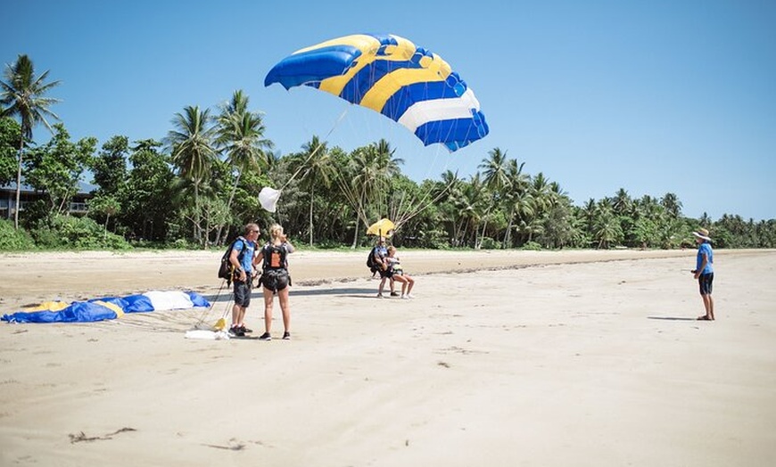 Image 4: From Cairns: Tandem Skydive Experience over Mission Beach