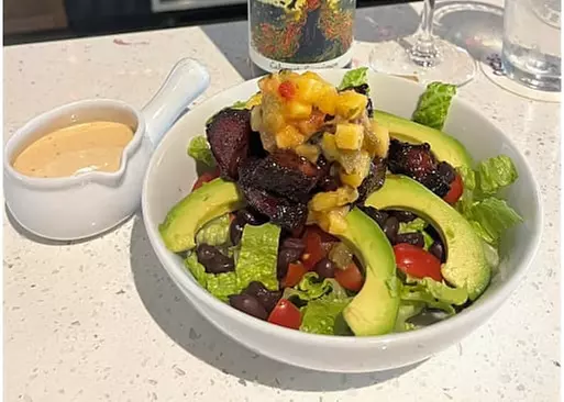 5% Cash Back at Grapes Bistro and Wine Bar