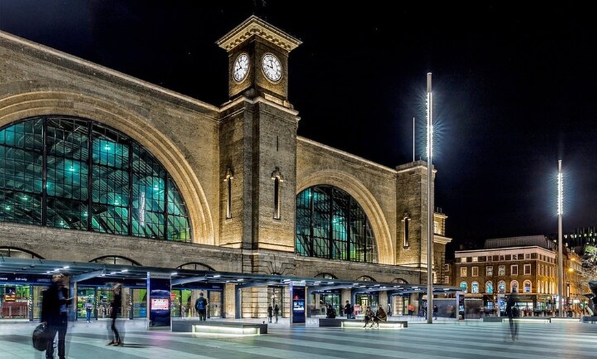 Image 2: King's Cross Taxi Private Transfers to or From London or Airport