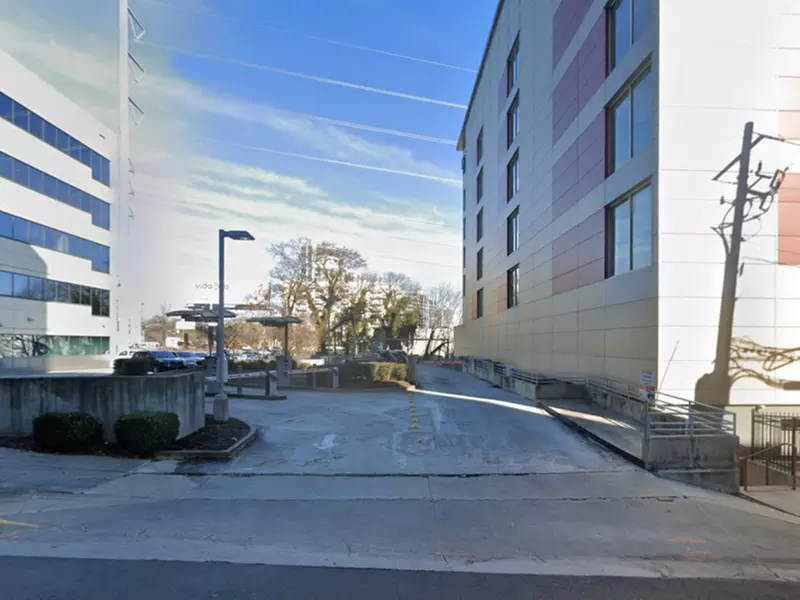Parking at 2061 Peachtree Rd. Garage