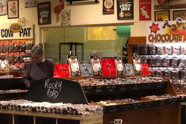 Small Group Adelaide Hills and Hahndorf Hideaway Tour from Adelaide