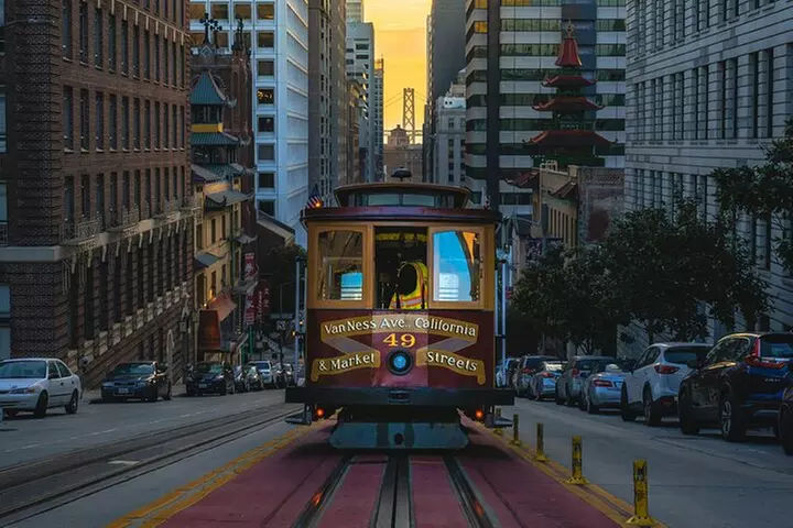 Cable Car NIGHT Ride with Audio Tour in San Francisco - Second Medium