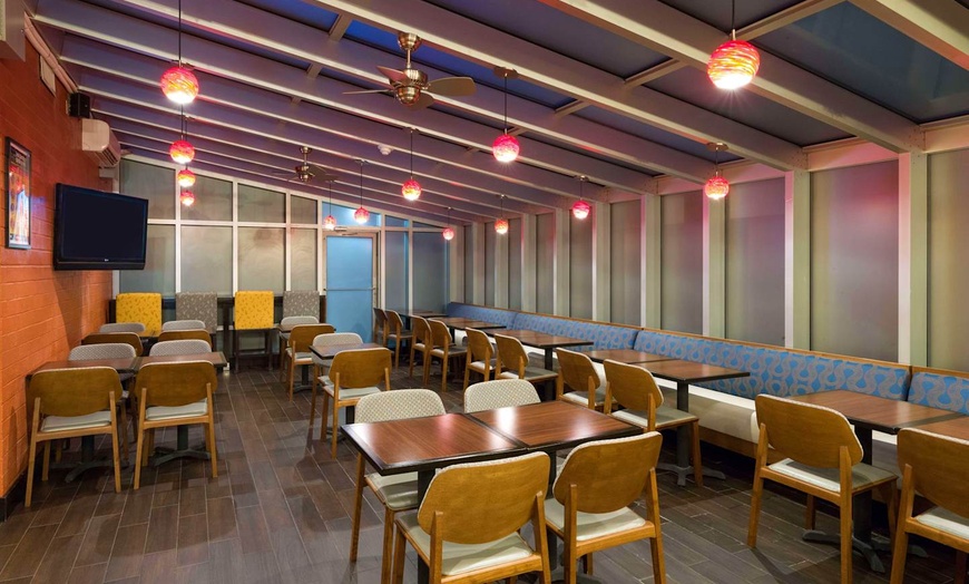 Image 7: ✈ ETATS-UNIS | New York City - Hampton Inn Manhattan Times Square S...
