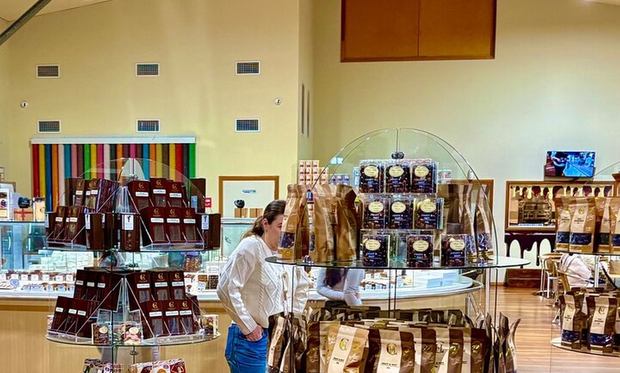 Image 7: Hunter Valley Escape A Day of Wine Art and Aussie Countryside