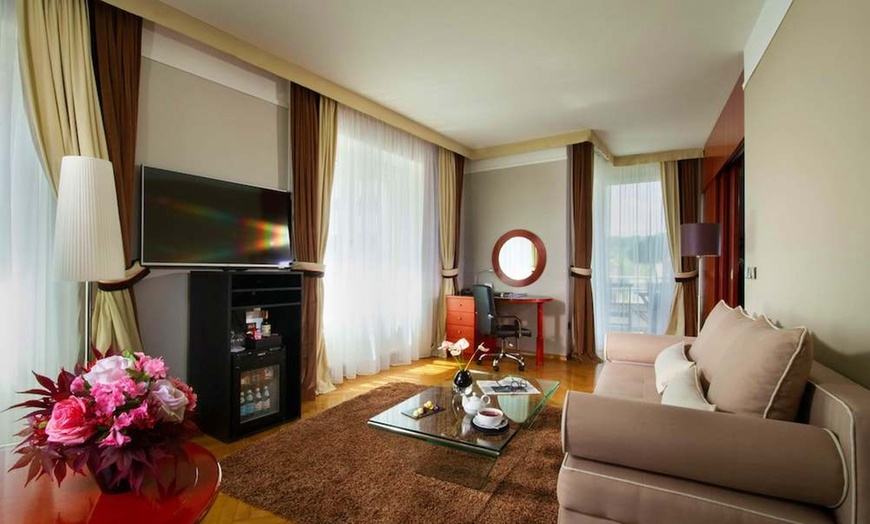 Image 3: ✈ SLOVÉNIE | Ljubljana - Best Western Premier Hotel Slon 4* - City ...