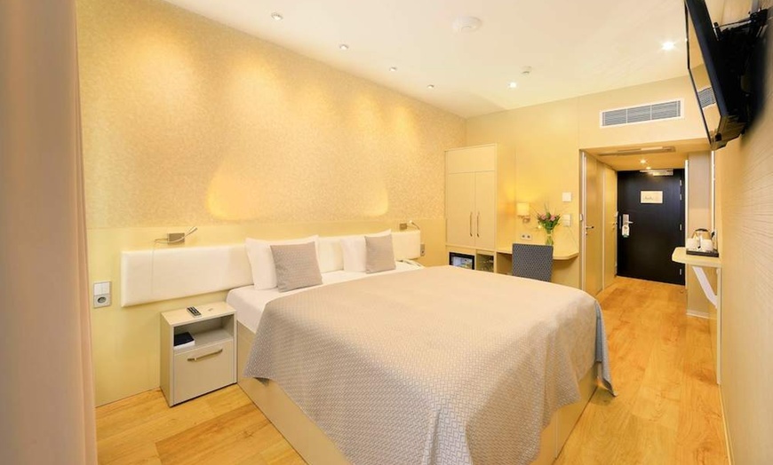 Image 8: ✈ REPUBBLICA CECA | Praga - Ametyst Hotel 4* - Centro città