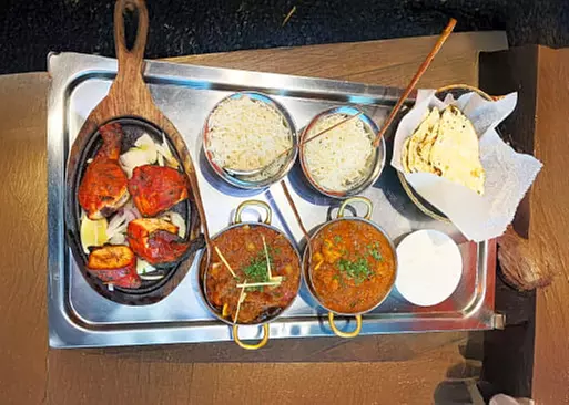 5% Cash Back at Curry & Spice Bar