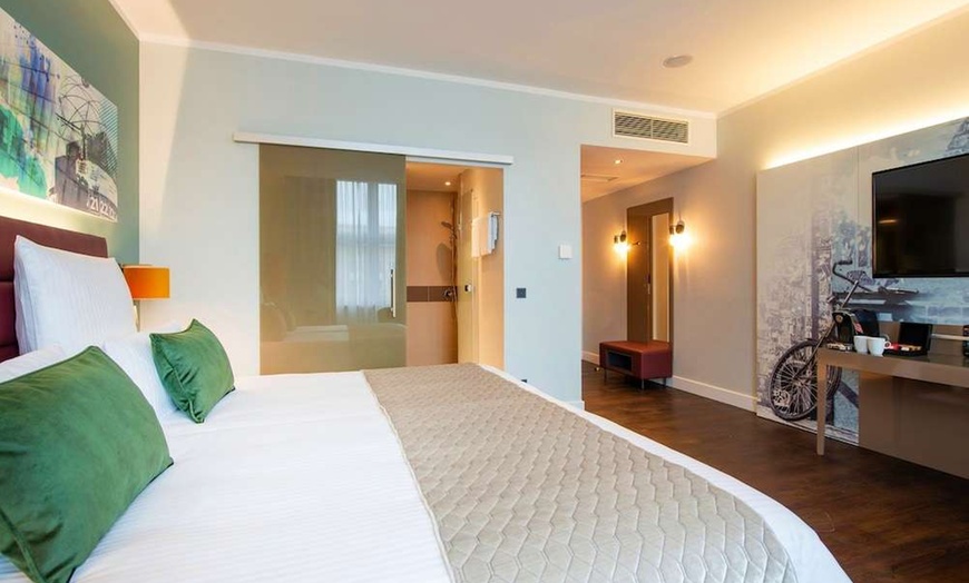 Image 12: ✈ GERMANY | Berlin - Leonardo Royal Hotel Berlin Alexanderplatz 4*,...