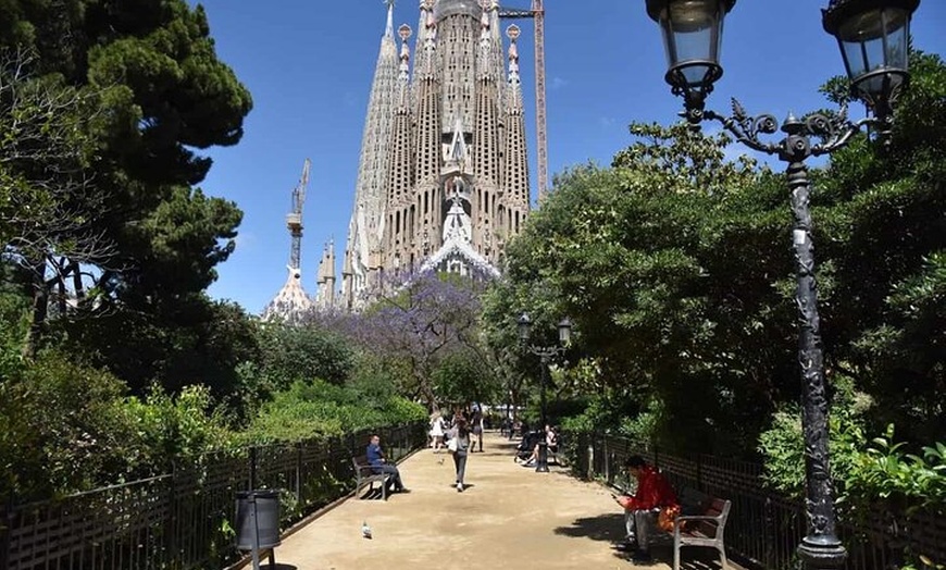 Image 2: 6 Horas Barcelona Tour Privado y Turismo