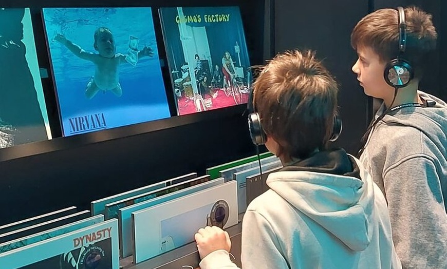 Image 5: Guitar Legends Hall: Entrada al Museo Inmsersivo del Rock